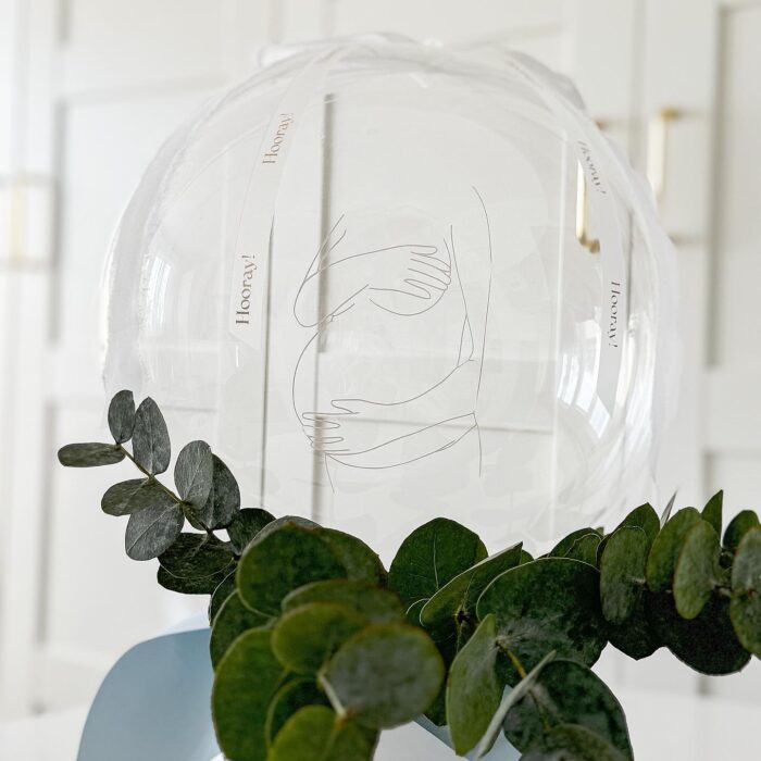 przezroczysty balon obrys kobiety