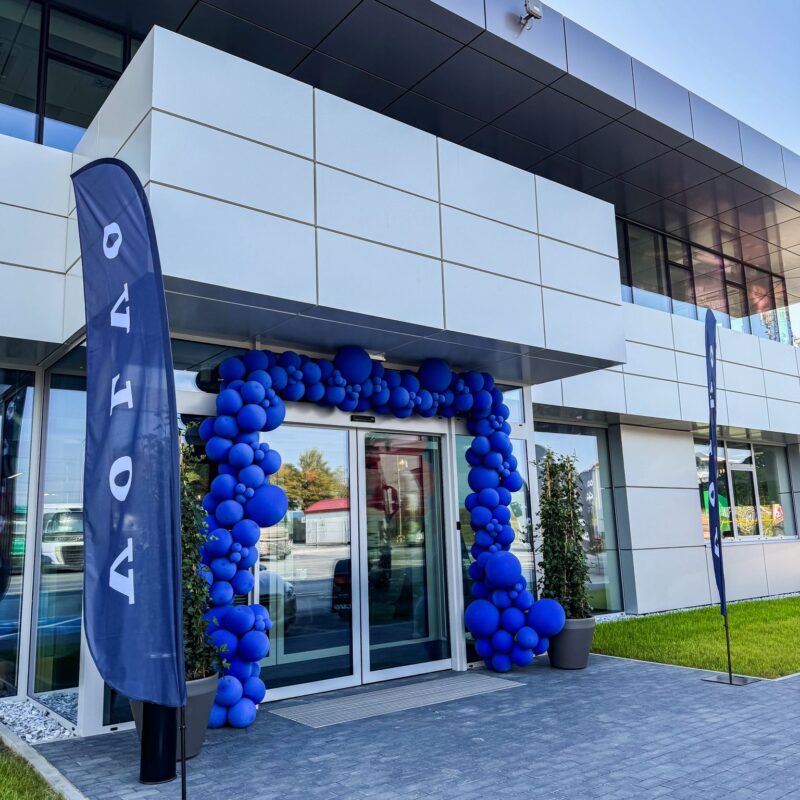 Brama balonowa volvo trucks